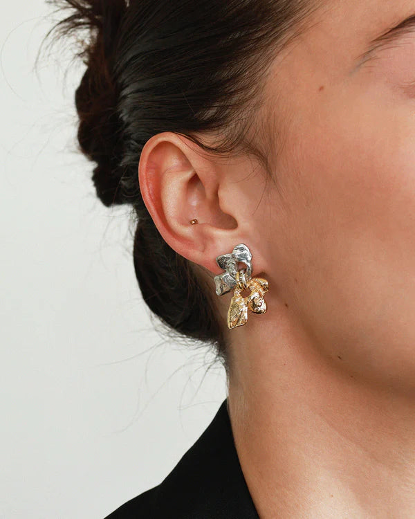 Vistral Earrings