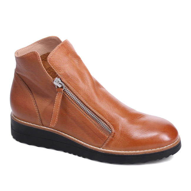 Ohmy Cognac Black Ankle Boot