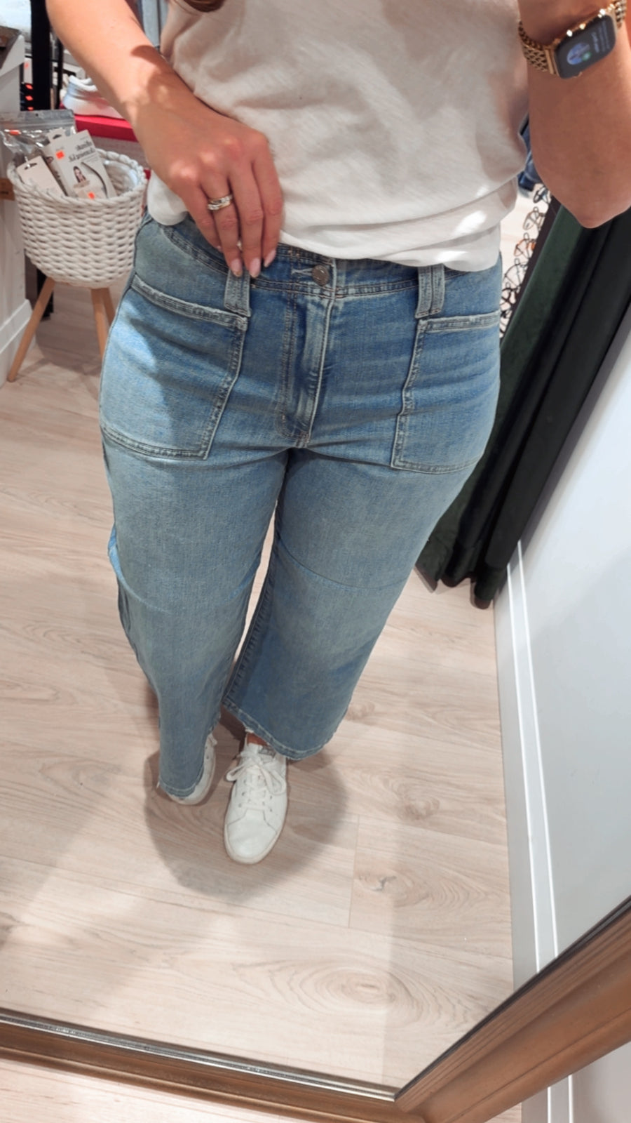 Valley Girl High Rise Patch Pocket Ankle Fave