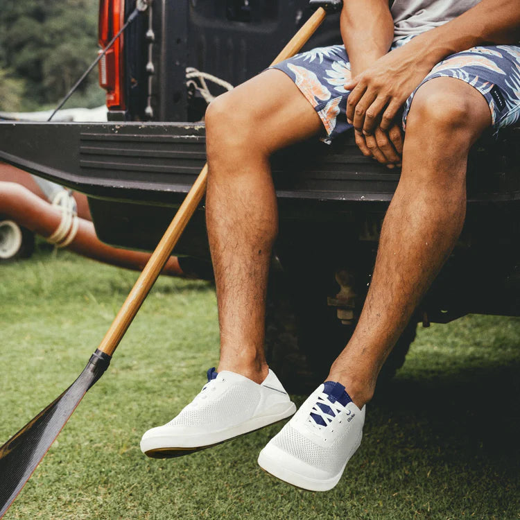 Moku Pae Bright White/ Pacifica