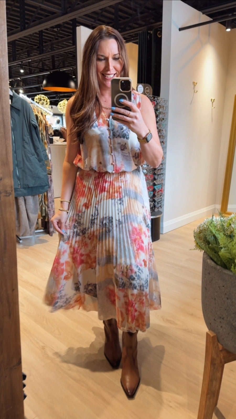 2722728 T Pleated Skirt