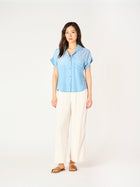 2523725 T SS Buttondown Blouse