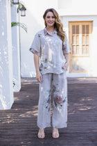 7701F Flora's Graceful Top