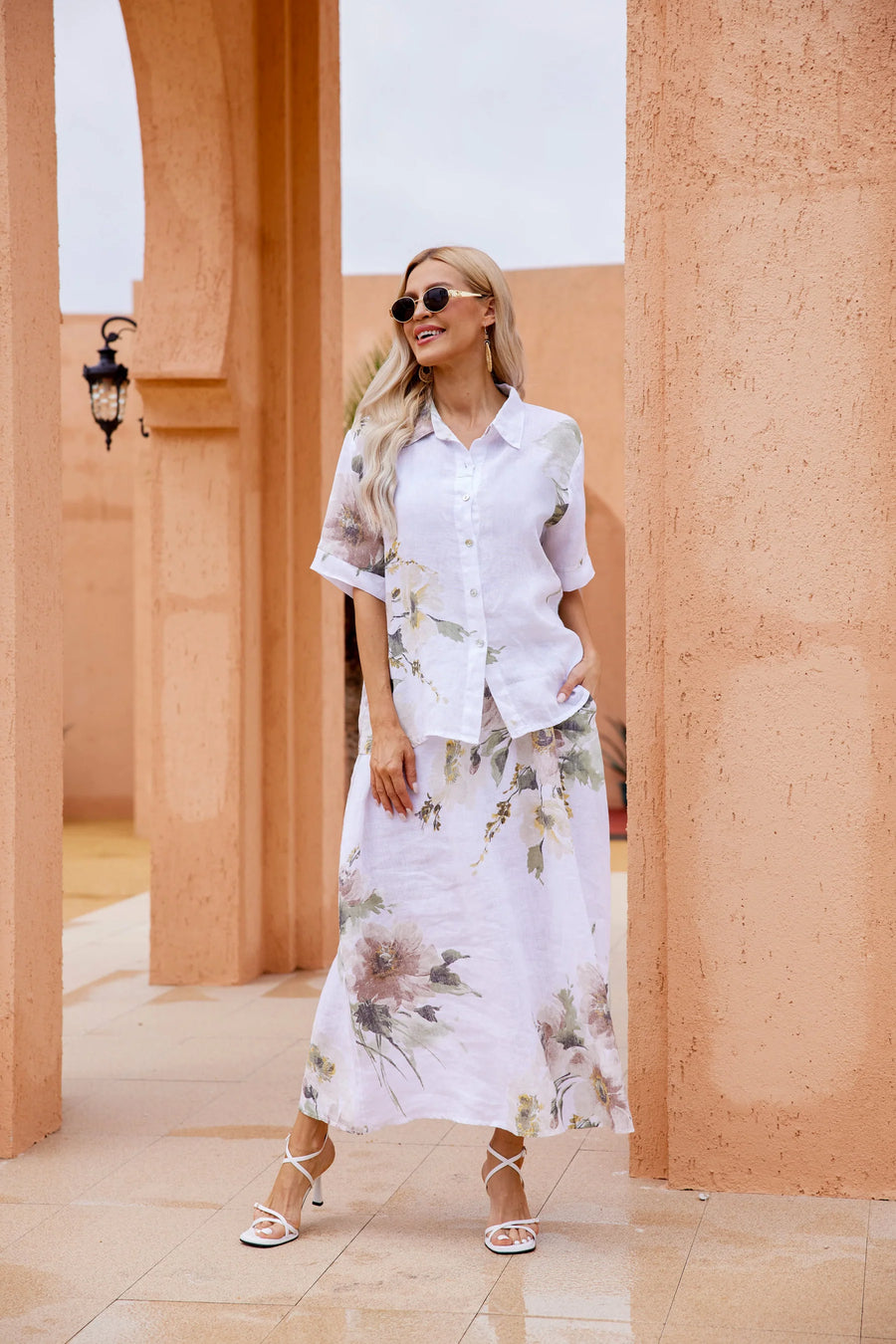 7700F Flora's Graceful Skirt