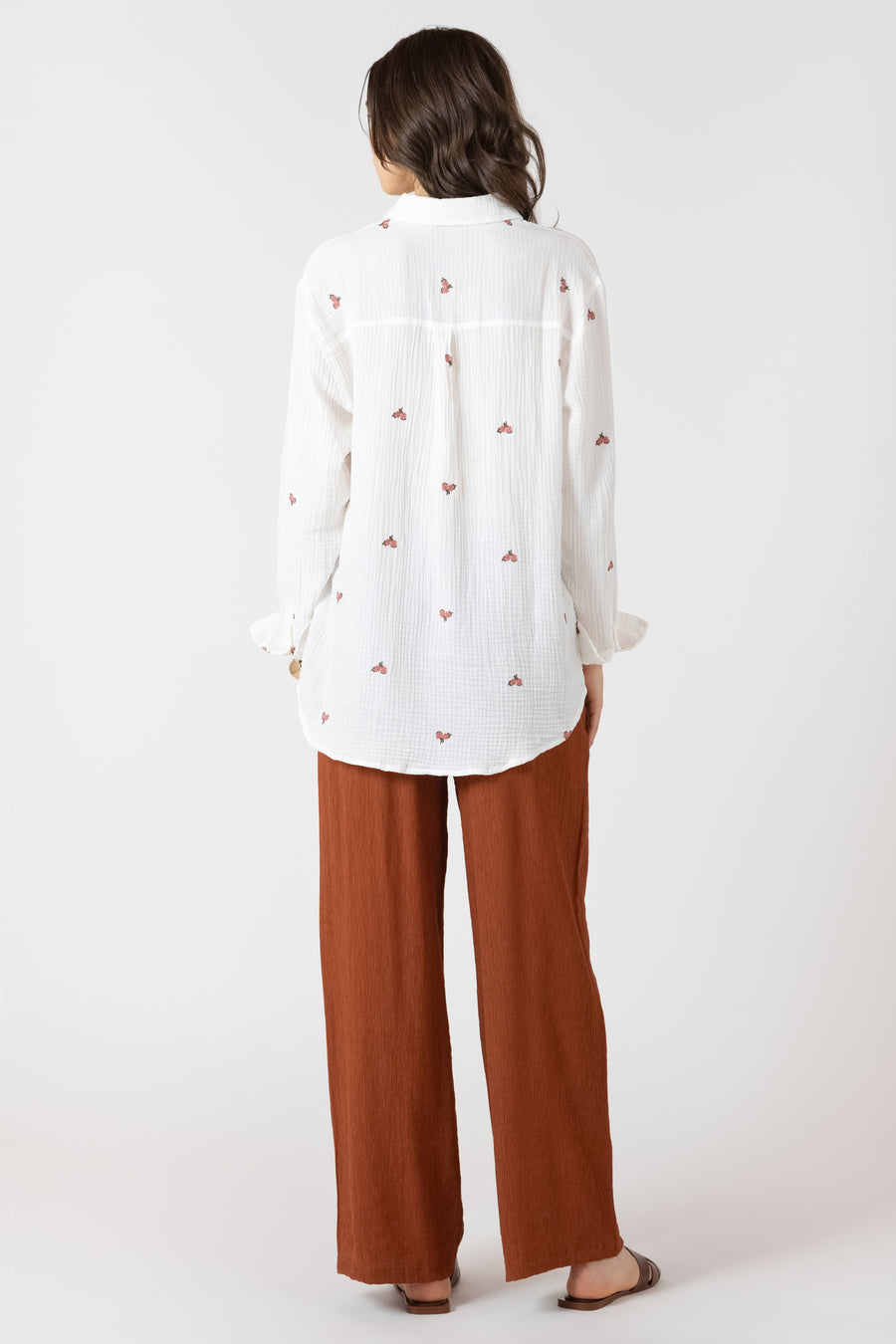 2723711 D Textured Button Front Blouse