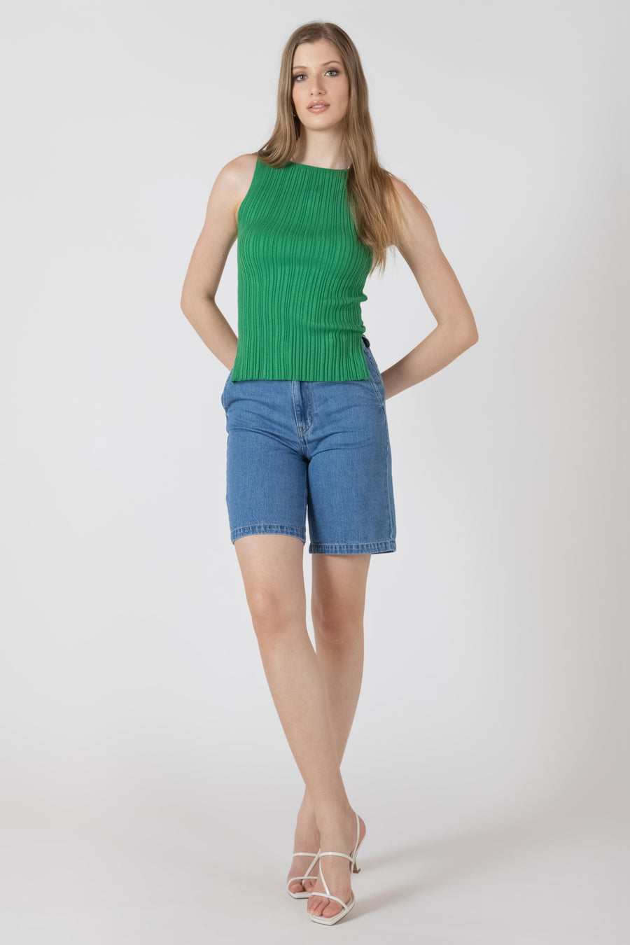 2727018 T Boatneck Ribbed Sweater Tank
