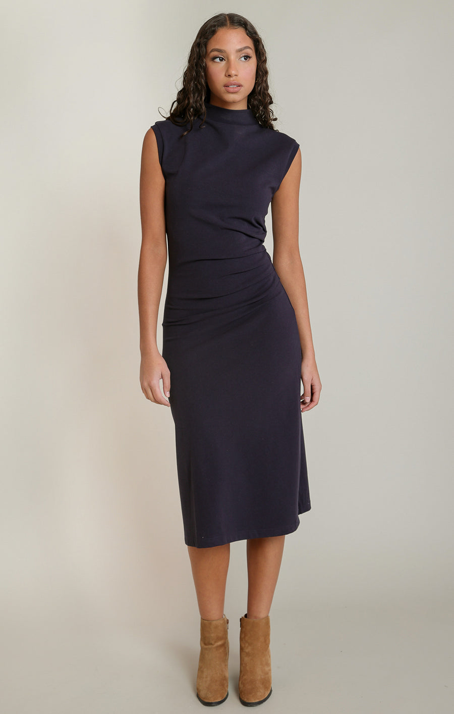 2822001 T Mockneck Midi Dress
