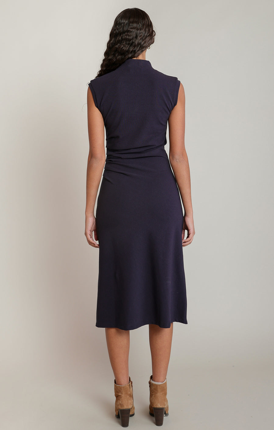 2822001 T Mockneck Midi Dress