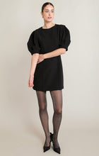 2822008 T Balloon Sleeve Dress