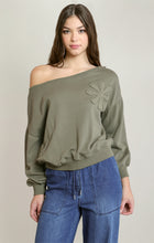 2824013 D Floral Embryoid Sweatshirt