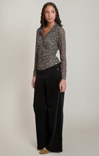 2824022 D Leopard Mesh Shirt