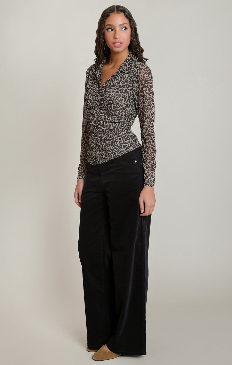 2824022 D Leopard Mesh Shirt