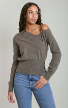 2827013 D Off Shoulder Sweater