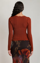 2827022 D Henley Sweater Top