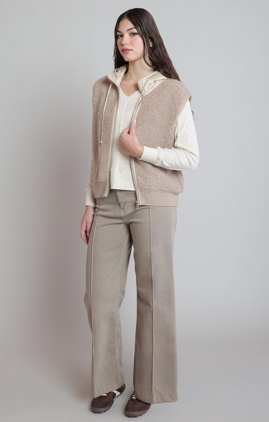 2827752 D Hooded  Boucle Vest