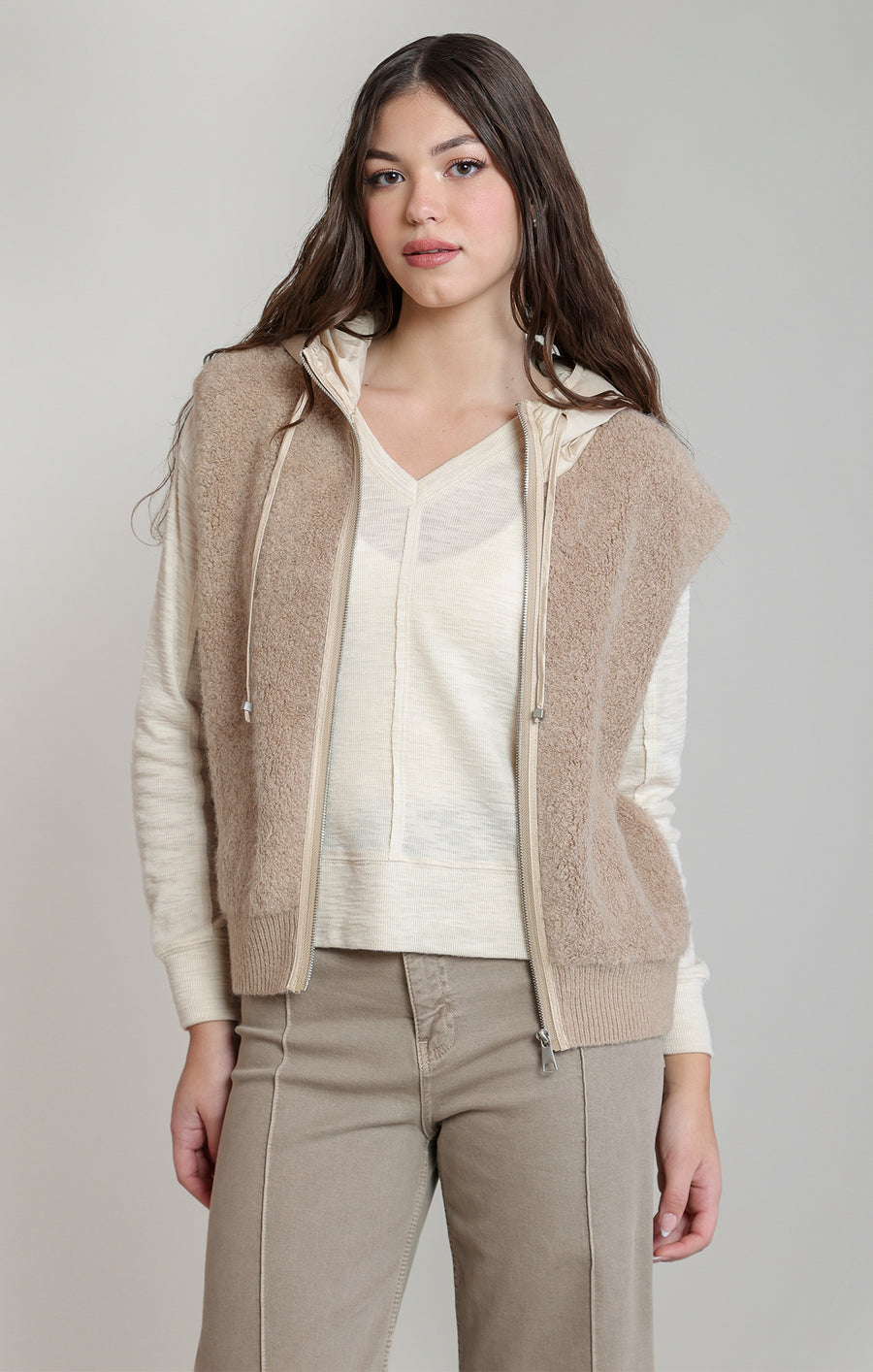 2827752 D Hooded  Boucle Vest