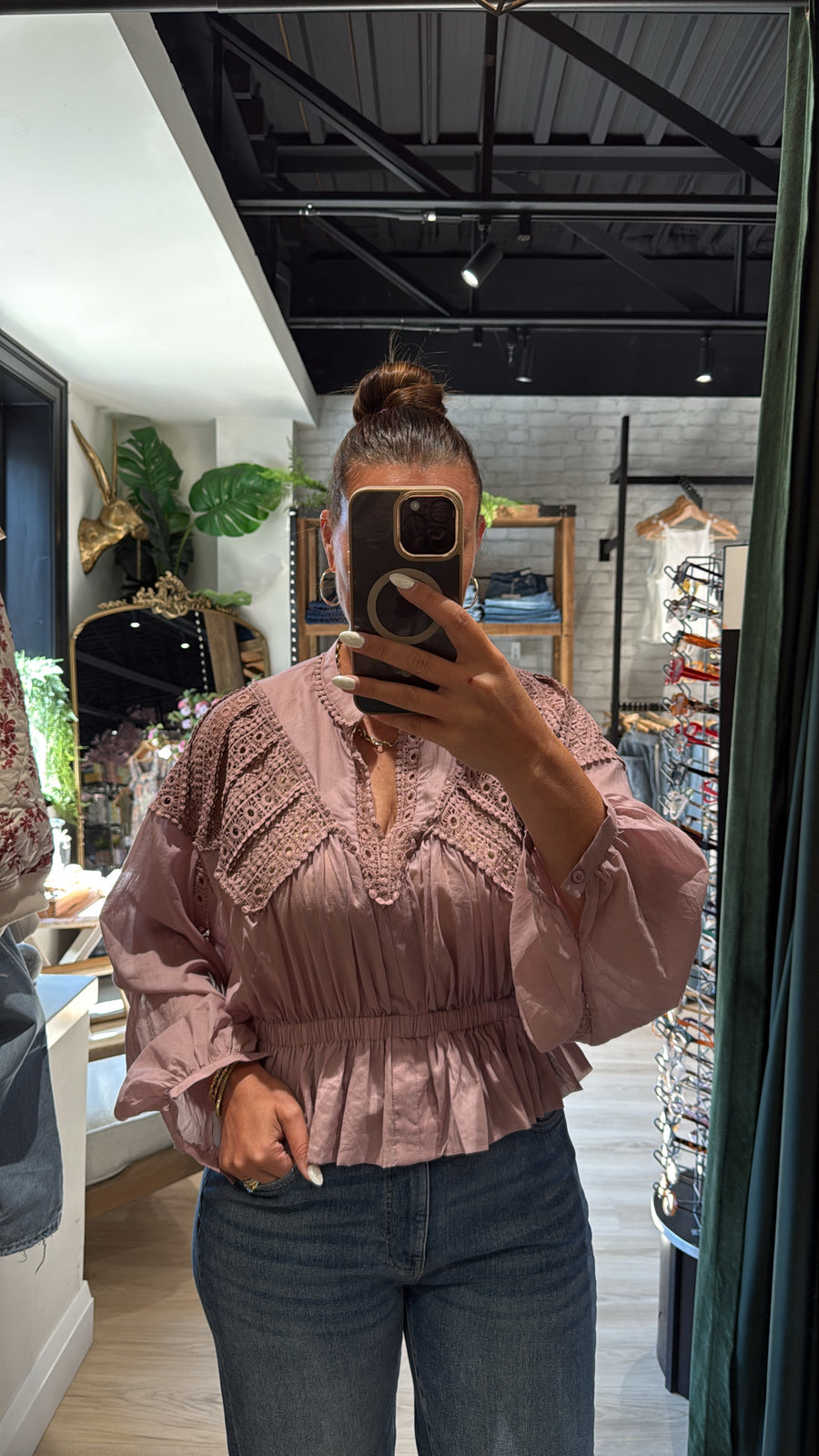 Bangles Lace Blouse-Rose
