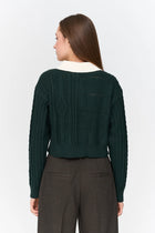 41275B Green Pullover