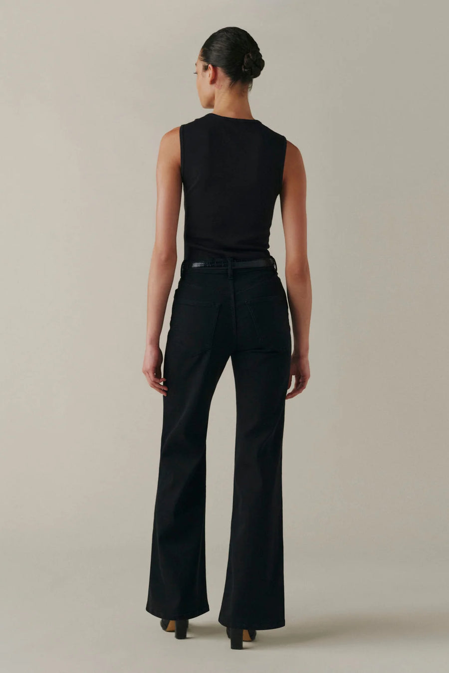 The Californian - Jet Black