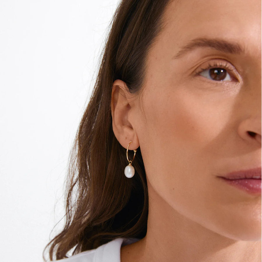 Eila Earrings