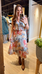 2723753 T Flowy Button Front Blouse