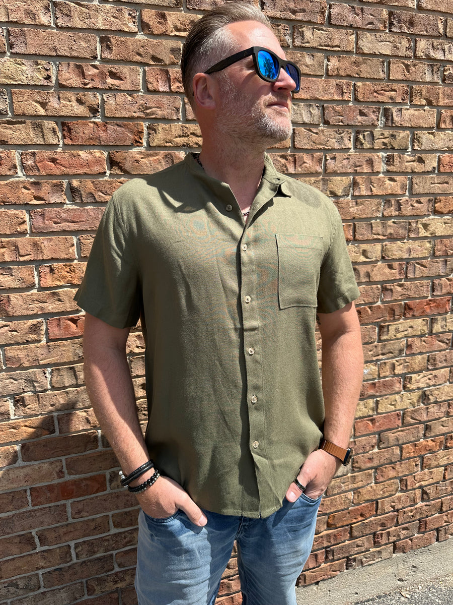 56MW104S Linen Classic SS Shirt Vine