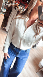 2623707 T Floral Jacquard Blouse