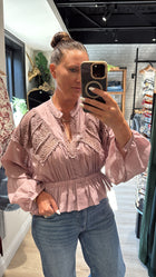Bangles Lace Blouse-Rose
