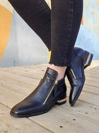 Floriss - Black/Black Heel