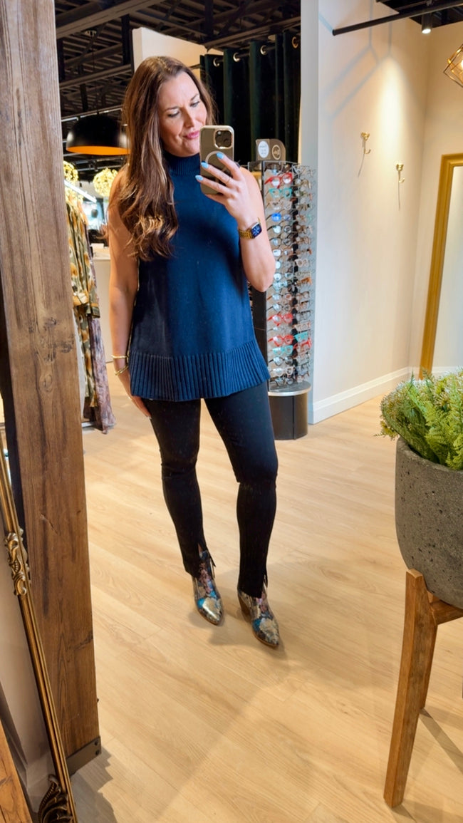 2727001 T Longline Sweater Vest