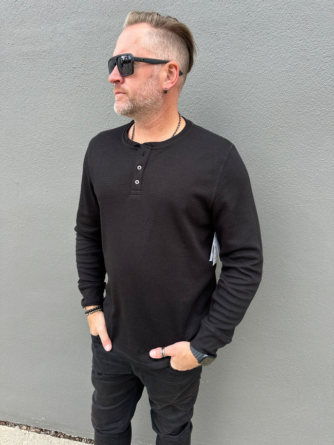 Chatsworth LS Soft Waffle Henley Black
