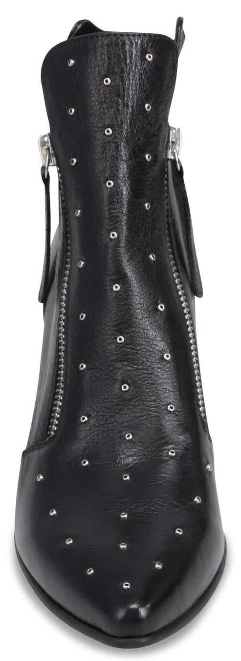 Jazzya - Black/Black Heel