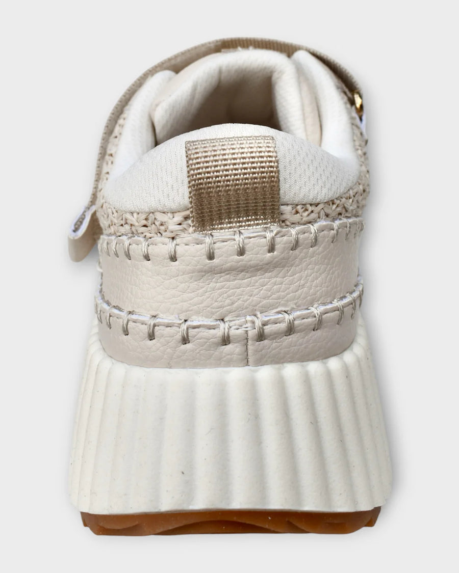 Tyche Step Forward Beige