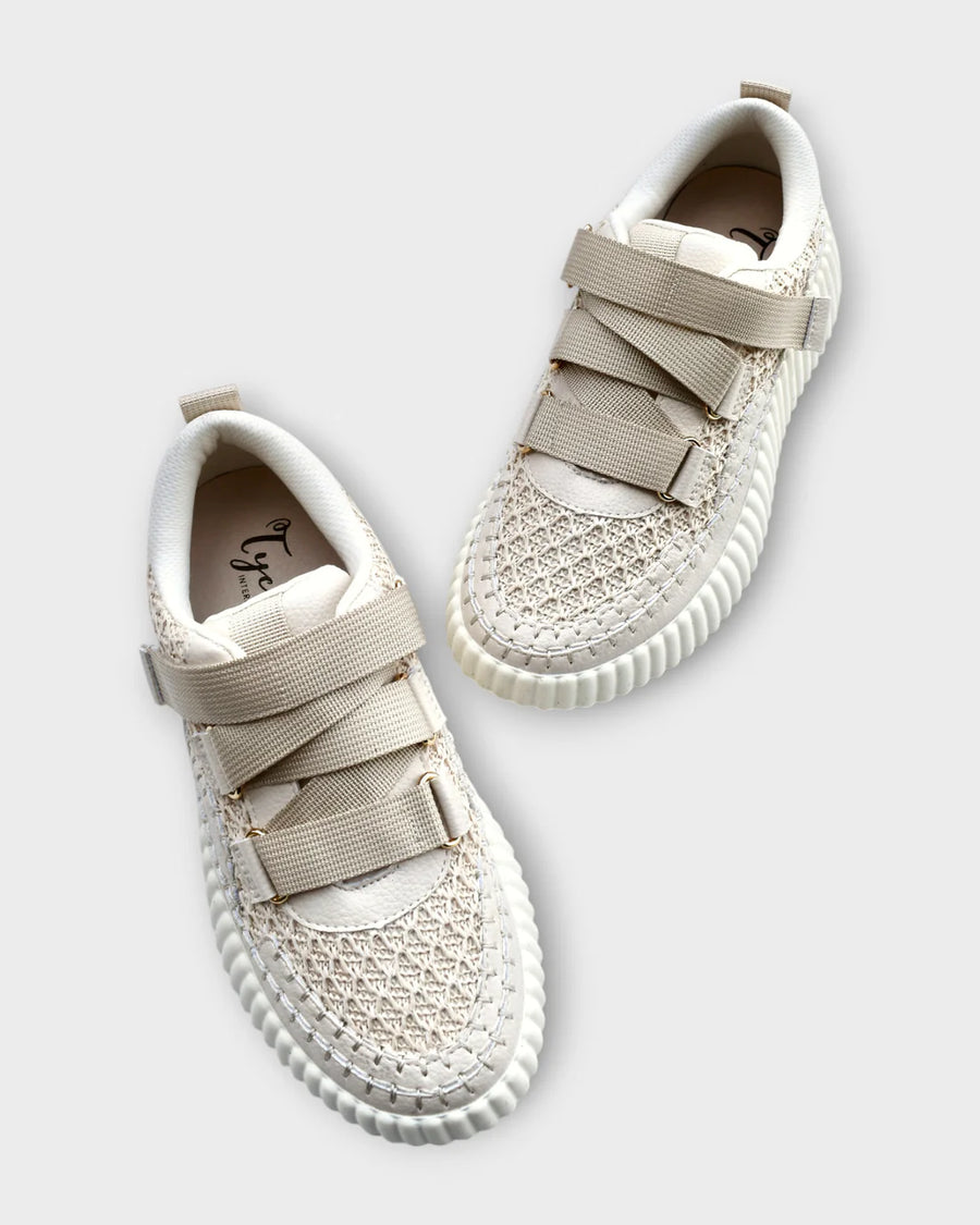 Tyche Step Forward Beige