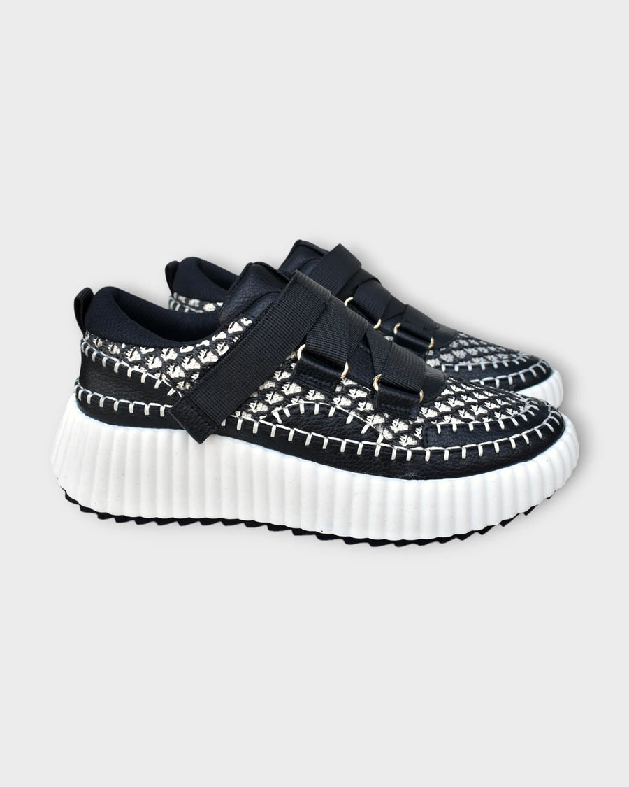 Tyche Step Forward Black