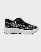 Tyche Step Forward Black