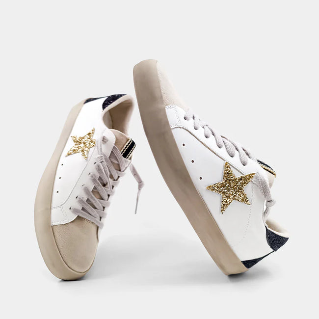 Pamela White Sneaker