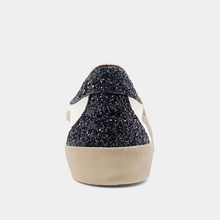 Pamela White Sneaker