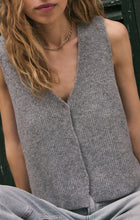 Bryce Sweater Vest Medium Heather Grey