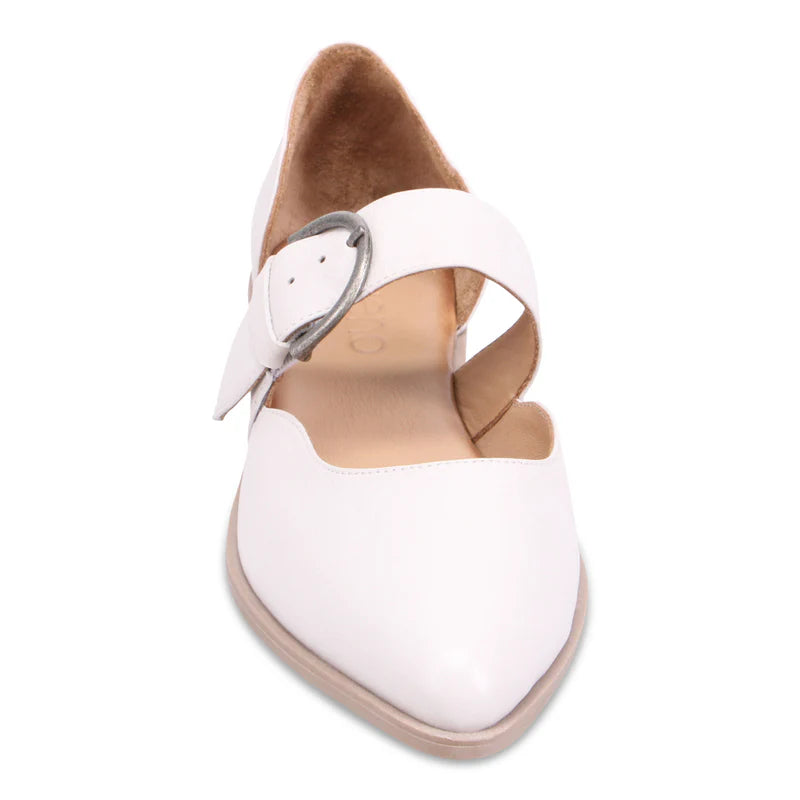 Brittany Flats Ice White