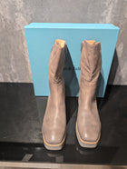 Dyla - Donkey Leather