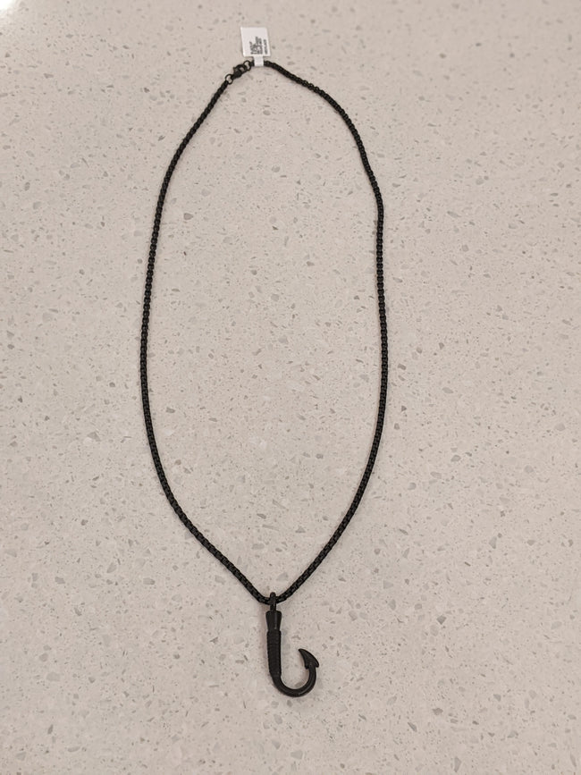BLACK-IP S.STEEL MATTE-HOOK ROUND-BOX NECKLACE